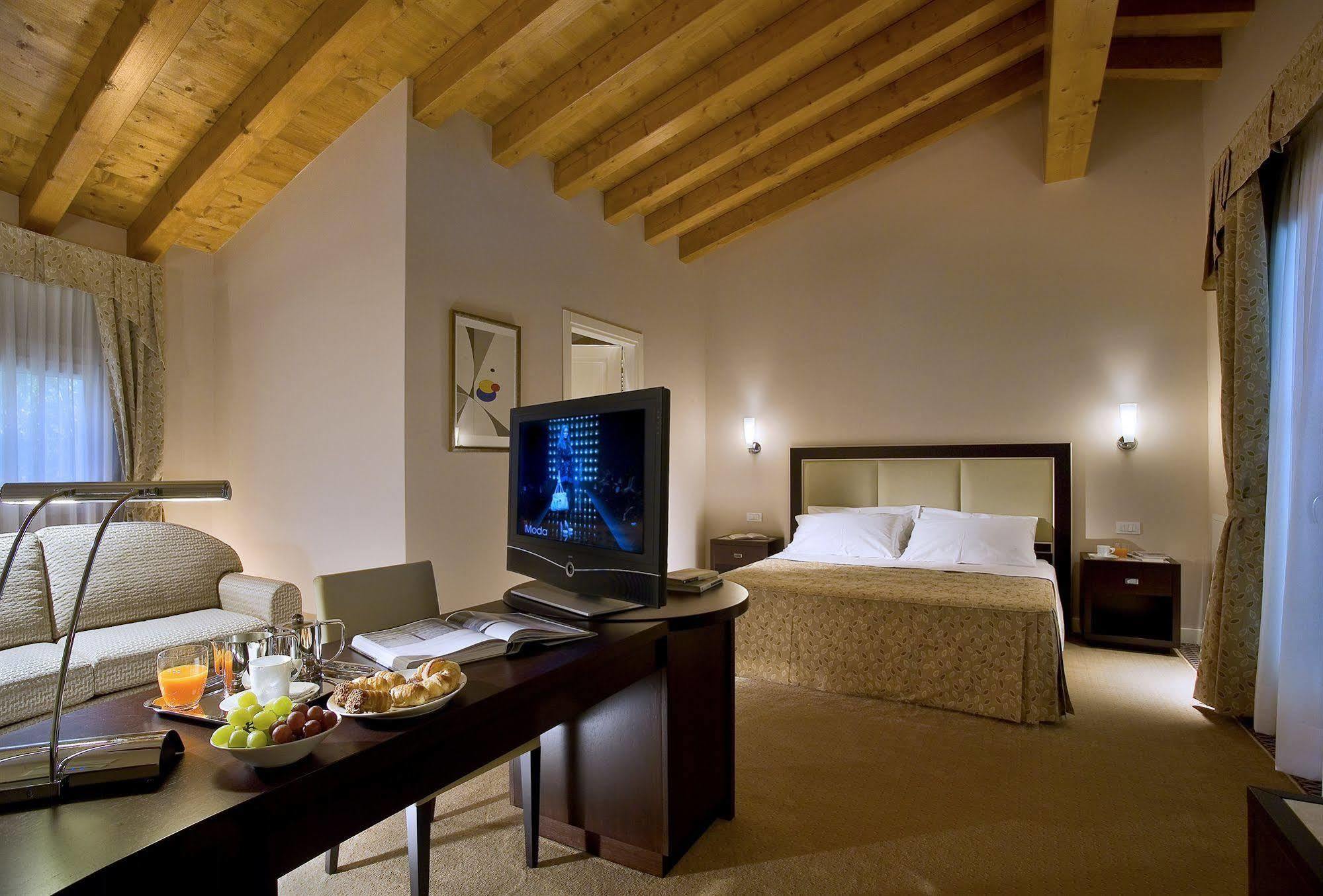 Ca' Mura Natura E Resort Masera di Padova ห้อง รูปภาพ